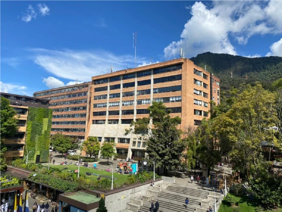 Hospital San Ignacio renueva su reconocimiento como hospital universitario